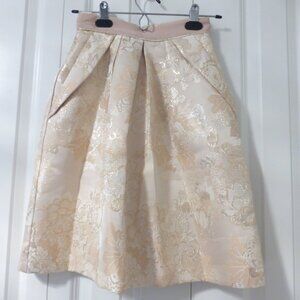 LE CHATEAU Cream and gold jacquard floral A-line skirt